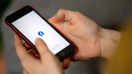 Günstige Bahntickets: Neue Betrugsmasche zielt auf Facebook-Nutzer ab