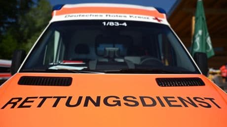 Arbeitsunfall: Drei Arbeiter stürzen mit Arbeitsgondel in den Tod