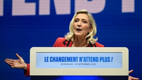 Sébastien Lecornu « sera censuré, dans quelques semaines ou quelques mois », prévient Marine Le Pen