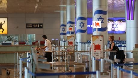 İsrail'deki Ben Gurion Havalimanı uçuşlara kapatıldı