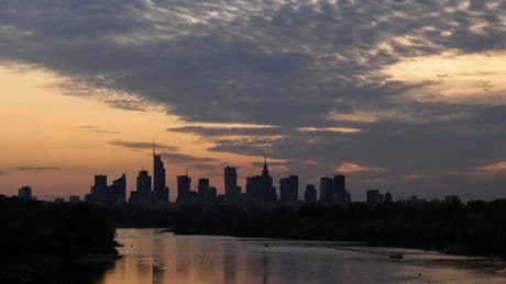Poland prepares 40-page ‘how to’ guide to coping in case of war
