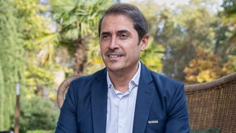 Liux, la firma española que desarrolla un coche eléctrico y sostenible, ficha a Jordi Cuesta, exdirector general de BYD