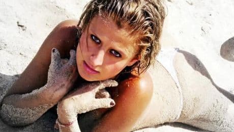 De las pasarelas al cine para adultos: así es Anaís, alias Letizia Hilton, la mujer que escondió el disco duro de Ábalos