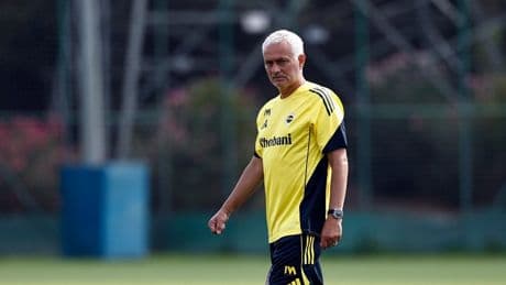 Fenerbahçe'nin yeni kaptanı belli oldu!