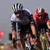 Almeida loopt vier tellen in op Vingegaard, protest hindert vluchters in Vuelta