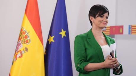 Isabel Rodríguez pide al PP que "recapacite" su rechazo al plan de vivienda: "Esto no hay quien lo entienda"