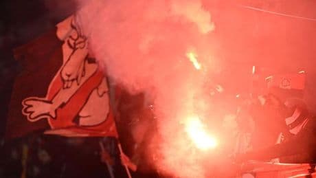 DFB-Sportgericht: Fans zünden Pyro: Hohe Geldstrafen für Bayer und Union
