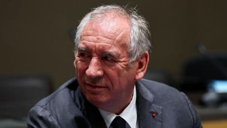 Fin de vie : Bayrou a toujours des «interrogations» sur le texte sur l’aide à mourir