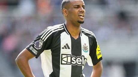Alexander Isak left out crucial 'detail' from statement that's holding up Liverpool transfer