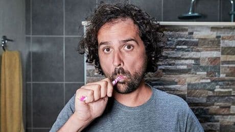 E.coli warning as bathroom expert says 'never' leave your toothbrushes here