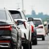 Ruim 3 op de 4 pendelen met de auto naar het werk: hoelang zijn we onderweg? En hoeveel thuiswerkdagen hebben we?