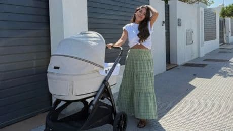 Isa Pantoja celebra el segundo mes de Cairo con un viaje familiar: "La primera de muchas"