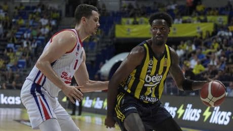 Fenerbahçe'de transferi Nigel Hayes-Davis duyurdu!