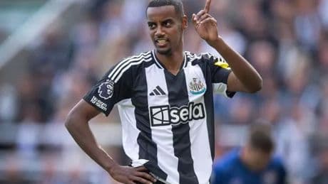 Alexander Isak's staggering Liverpool wages as wantaway star pushes for dream move