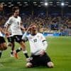 Fußball-EM: Dramatisches Viertelfinale: Joker Röhl trifft beim 3:2-Sieg