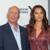Echtgenote van zieke Bruce Willis emotioneel in nieuw interview: “Zijn brein laat hem in de steek”