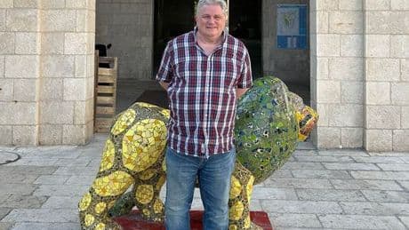 Brit Grandfather stranded in Israel during Iran attacks says foreign office 'abandoned' him