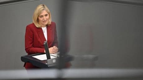 Drogenkonsum: Bundesgesundheitsministerin will den Handel mit Lachgas einschränken