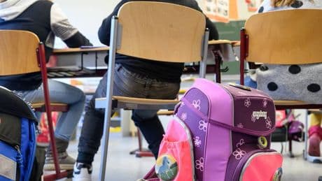 Lehrerin in Krefeld wird plötzlich versetzt: „Fast alle Kinder sind weinend nach Hause gekommen“