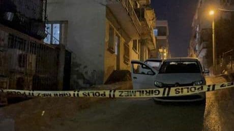 Mersin'de cinnet getiren anne, 5 yaşındaki oğlunun boğazını kesti