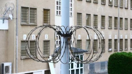 Gefängnisneubau: Sachsen und Thüringen betreiben alte Gefängnisse weiter