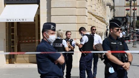 Le 7 septembre 2021, à 11h56, place Vendôme : les 30 minutes d’un braquage éclair et d’une course-poursuite surréaliste dans Paris