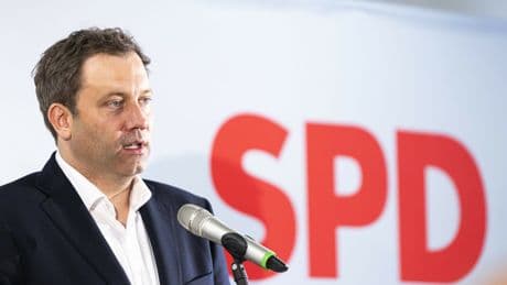 Steuersenkungen | Bundesregierung macht den Unternehmen Steuergeschenke