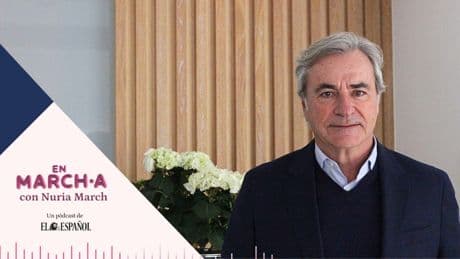 Carlos Sainz: "Mi mujer ha sido la mejor copiloto de viaje. Nos casamos a los 30, ha tenido mucha paciencia"