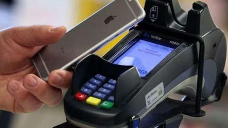 Apple : Volksbanken bringen die Girocard ins iPhone – als erste ohne Apple Pay