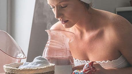 Los 7 mejores vaporizadores faciales para limpiar tu cara