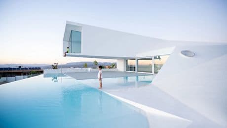 11 piscinas que son pura arquitectura líquida