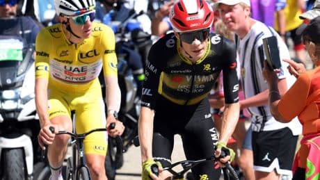 Jonas Vingegaard crashes into Tour de France photographer on Mont Ventoux finish