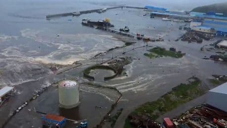 Stärke von 8,8: Schweres Seebeben vor Russlands Ostküste – Tsunami-Warnung für mehrere Länder