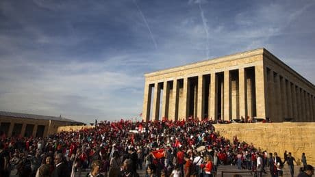 23 Nisan’da Anıtkabir’i 236 bin 574 kişi ziyaret etti
