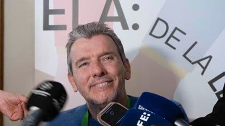 El CGPJ premia a Juan Carlos Unzué por dar voz a las personas con ELA y luchar por una ley