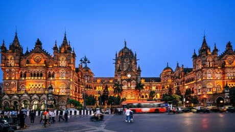I grew up in Mumbai and have lived here for years. First-time visitors often make these 8 mistakes.