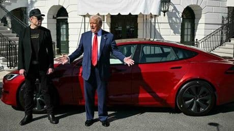 Trump-Musk, tutti gli scontri: dal ritiro dagli accordi sul clima all'agenda woke, fino alle minacce di deportazione