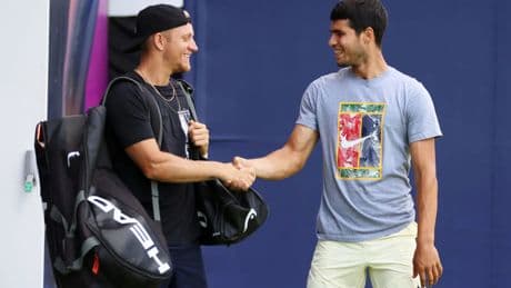 Duelo español en la primera ronda de Queen&#039;s: Carlos Alcaraz se enfrentará a Alejandro Davidovich