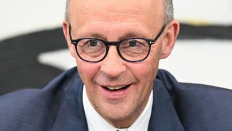 Kanzler Merz reist zu Antrittsbesuch nach Washington