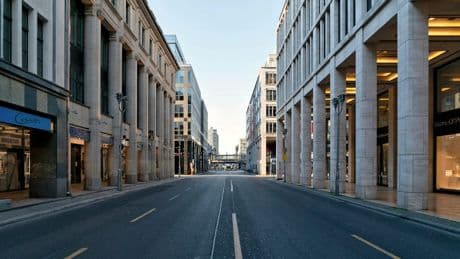 Kommentar - Irrsinnige Radl-Radikalos wollen autofreies Berlin