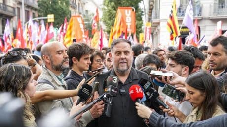 Junqueras promueve una resolución para que el Parlament rechace la opa del BBVA al Sabadell