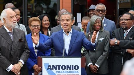 Letters to the Editor: Mayor Bass' endorsement of Antonio Villaraigosa for governor is bad for her image