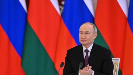 Ukraine-Krieg: Putin verkündet Waffenruhe über Weltkriegs-Gedenktage