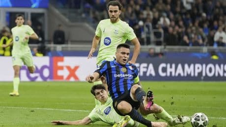 El polémico penalti a Lautaro Martínez