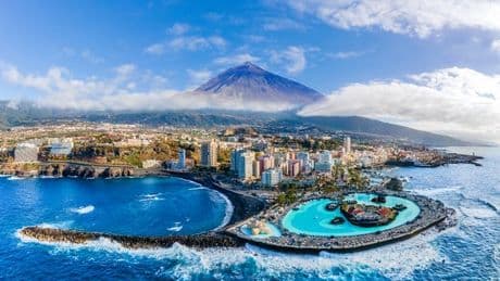 Canary Island stings Brit tourists with new fee as new brutal clampdown unveiled