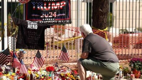 Los últimos instantes de Kirk antes de su muerte: un debate sobre tiroteos masivos en EEUU