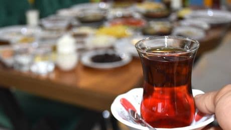 Süt, Van kahvaltısı ve onu meşhur eden şiir