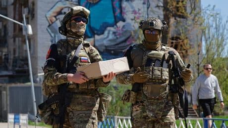 Trump hopes Russia and Ukraine 'will make deal this week' - as Putin's 'Easter truce' expires