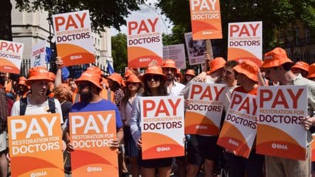 Talks between Wes Streeting and militant junior doctors end in stalemate as damaging NHS strikes loom