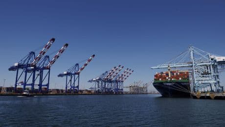 U.S. representatives sound alarm over slowing port activity